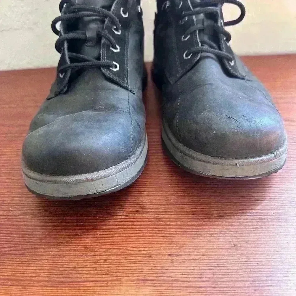 Men’s Merrell Black Boots Used Size 11